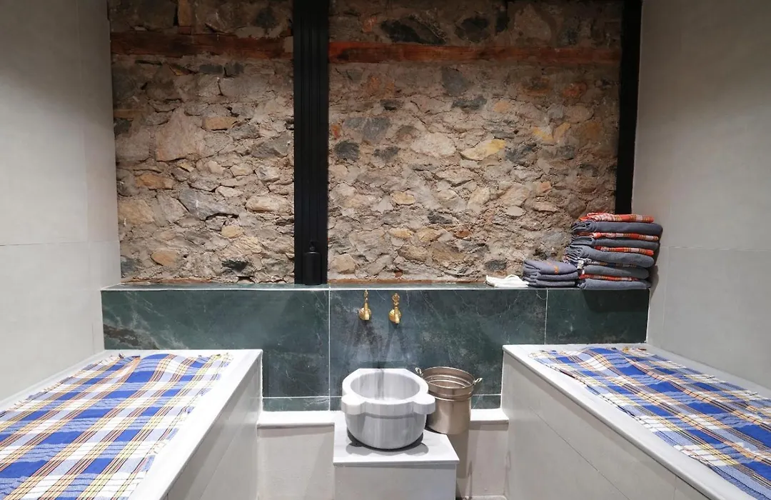 Otantik Hotel & Spa-1